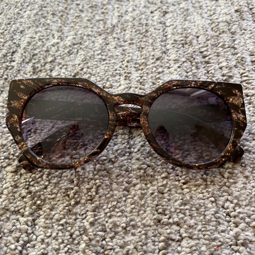 Leith Tortoise Shell Sunglasses